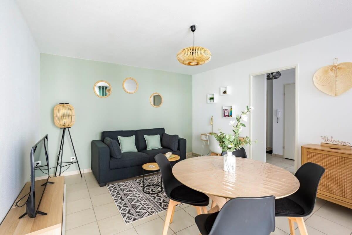 Le Sevigne - Cosy Et Calme - Balcon Et Parking Apartment Cesson-Sevigne Ngoại thất bức ảnh