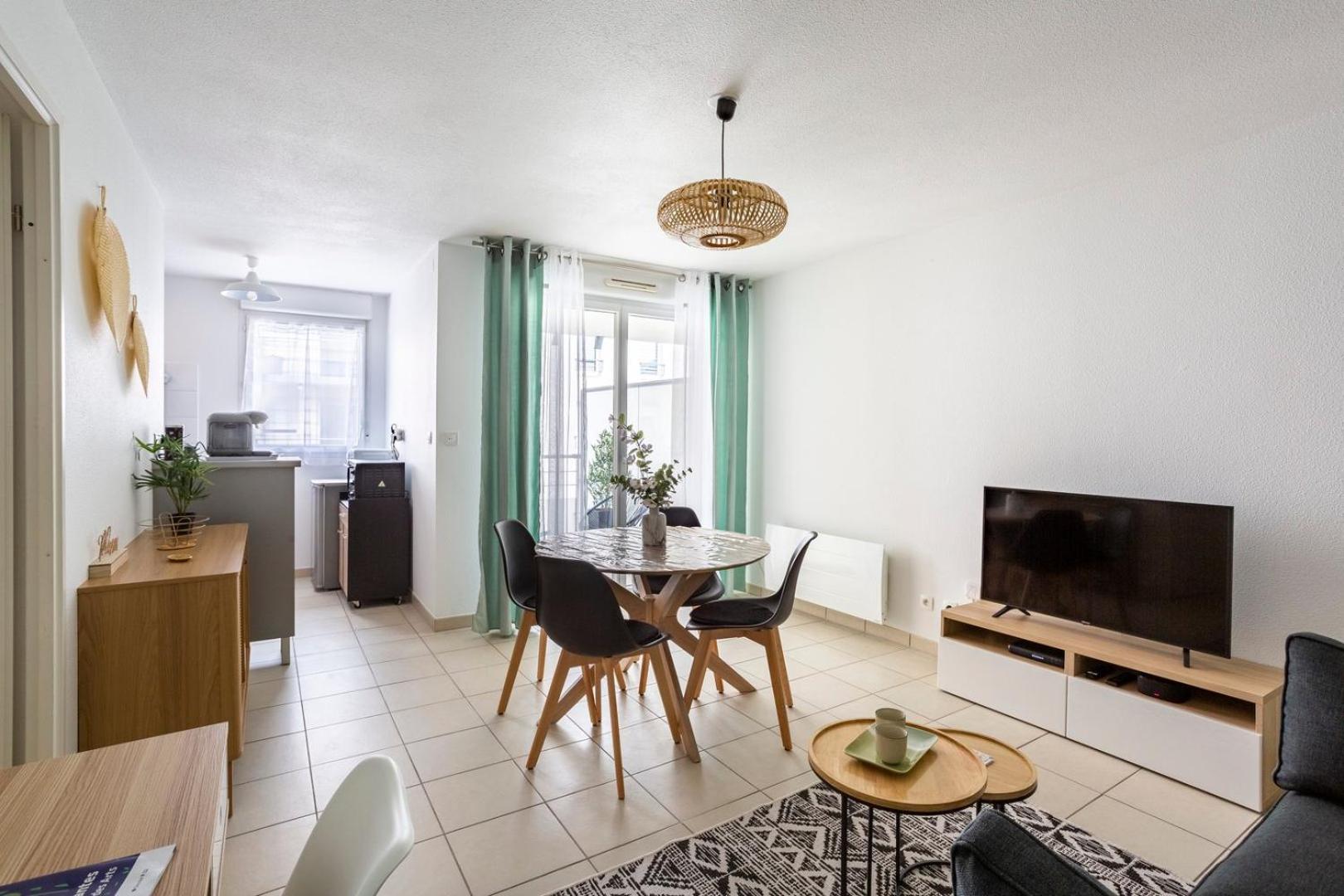 Le Sevigne - Cosy Et Calme - Balcon Et Parking Apartment Cesson-Sevigne Ngoại thất bức ảnh